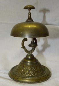 -BELLE ANCIENNE SONNETTE DE TABLE de COMPTOIR D'HÔTEL BRONZE  COLLECTION     D