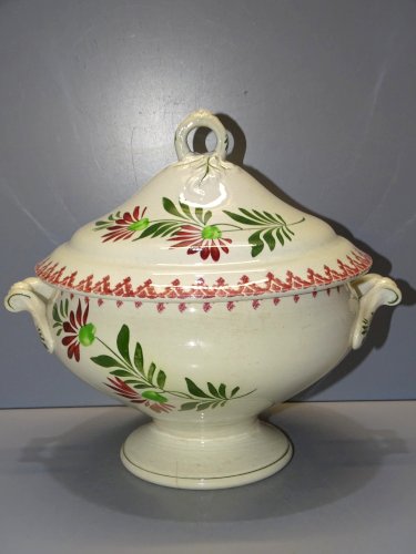 -BELLE ANCIENNE SOUPIERE CERAMIQUE CERANORD ST AMAND DECO TABLE VITRINE    D