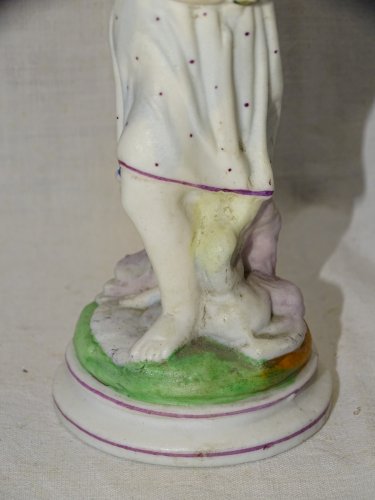 -BELLE ANCIENNE  STATUETTE BISCUIT PEINT ENFANT JESUS  RELIGION COLLECTION    D