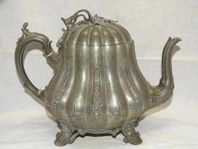-BEAUTIFUL OLD COFFEE/TEA POT SHEFFIELD SHAW & FISHER Attic Juice D