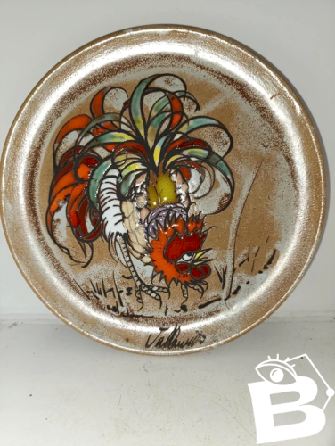 belle assiette à decor de coq signée vallauris en bon etat