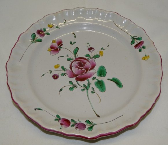 -BELLE ASSIETTE CERAMIQUE DES ISLETTES XVIIIe décor Main COLLECTION VITRINE   D