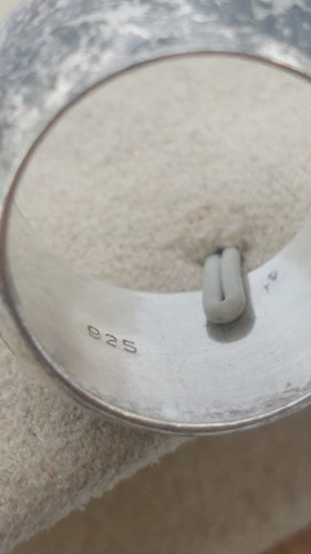 Belle bague bombée en argent massif ^