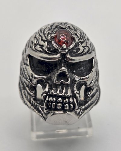 Belle bague, tête de mort / crane, en métal argenté ^