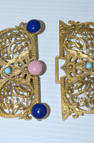 -BELLE BOUCLE de CEINTURE ART NOUVEAU en  LAITON doré  Perles émaillées Fin XIX