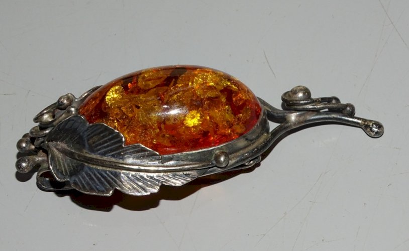 -BELLE BROCHE ARGENT Poinçon Minerve 1er Titre & AMBRE VERITABLE BIJOU ANCIEN  D