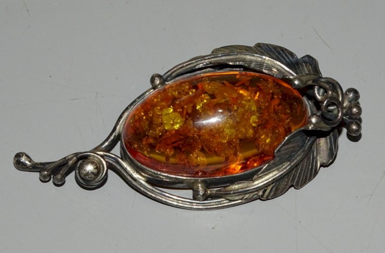 -BELLE BROCHE ARGENT Poinçon Minerve 1er Titre & AMBRE VERITABLE BIJOU ANCIEN  D