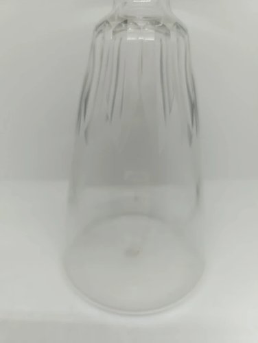 belle carafe en cristal de baccarat en bon etat