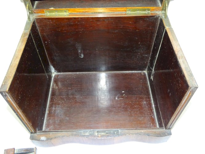 -BELLE CAVE A LIQUEUR XIXe NIII BELLE MARQUETERIE AVEC SON CABARET VIDE    D