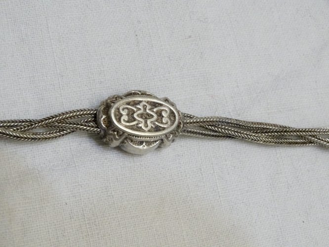 -BELLE CHAINE DE MONTRE A GOUSSET EN ARGENT Poinçon Sanglier Clé FIXE     D