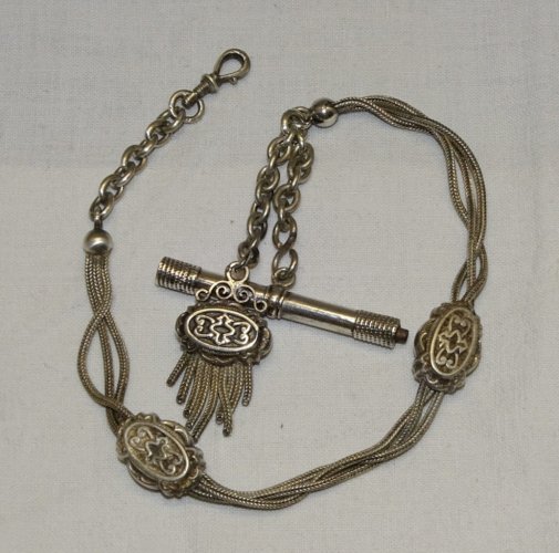 -BELLE CHAINE DE MONTRE A GOUSSET EN ARGENT Poinçon Sanglier Clé FIXE     D