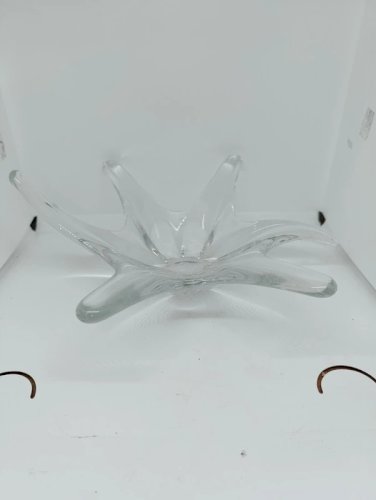 belle coupe a fruit ou vide poche en cristal signée baccarat en bon etat