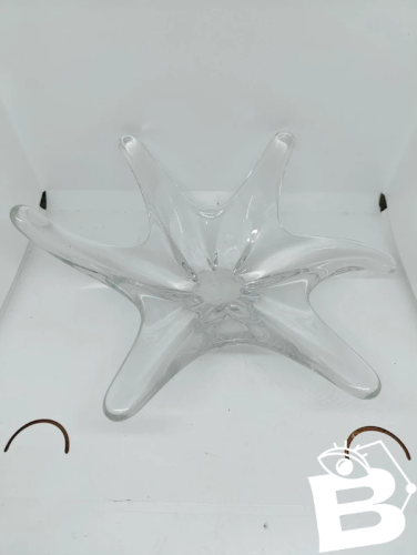 belle coupe a fruit ou vide poche en cristal signée baccarat en bon etat