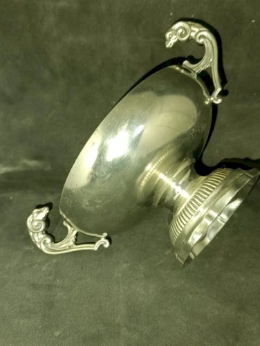 belle coupe bourguignonne ancienne en etain anse decor belier en bon etat