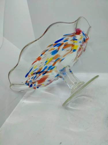 Belle coupe sur pied en verre de murano multicouleur en bon etat