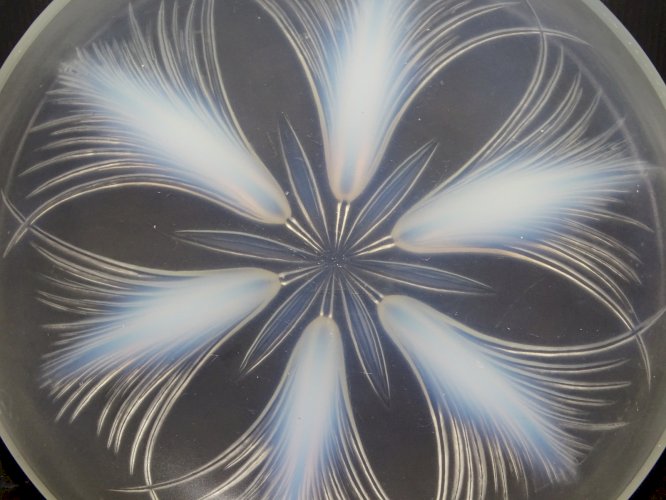 -BELLE COUPE VERLYS PAPYRUS VERRE LAITEUX LEGEREMENT OPALESCENT COLLECTION    D