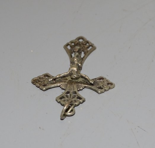 -BELLE CROIX ARGENT poinçon TETE SANGLIER JESUS CHRIST RELIGION PENDENTIF   D