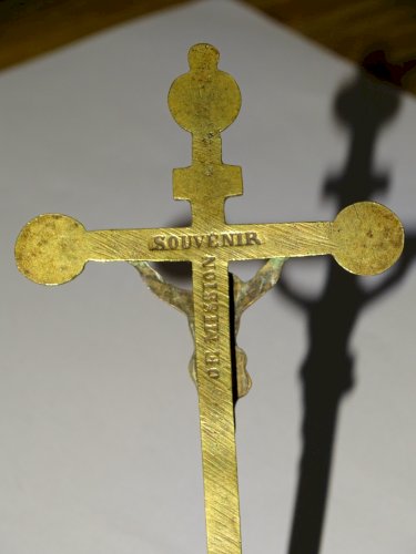 -BELLE CROIX DE VOYAGE SOUVENIR DE MISSION 18eme XVIIIe LAITON RELIGION JESUS  D