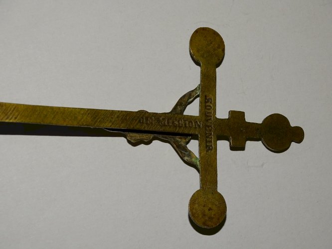 -BELLE CROIX DE VOYAGE SOUVENIR DE MISSION 18eme XVIIIe LAITON RELIGION JESUS  D
