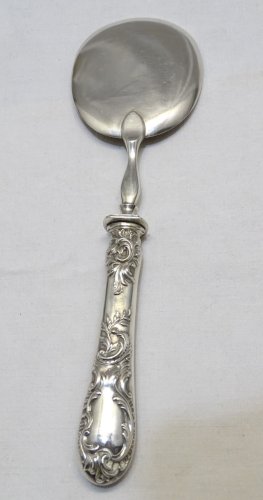 -BELLE CUILLERE A GLACE AVEC MANCHE ROCAILLE ARGENT FOURRE Poinçon Minerve    D