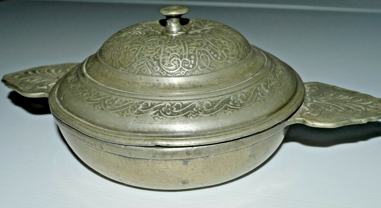 Ancienne soucoupe en zinc pour pot de 12 cm