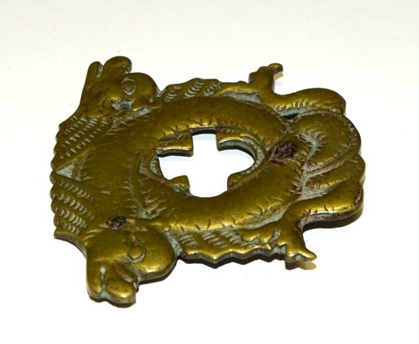 -BELLE ENTREE de SERRURE en BRONZE XVIIIe avec 2 DAUPHINS COLLECTION VITRINE  D