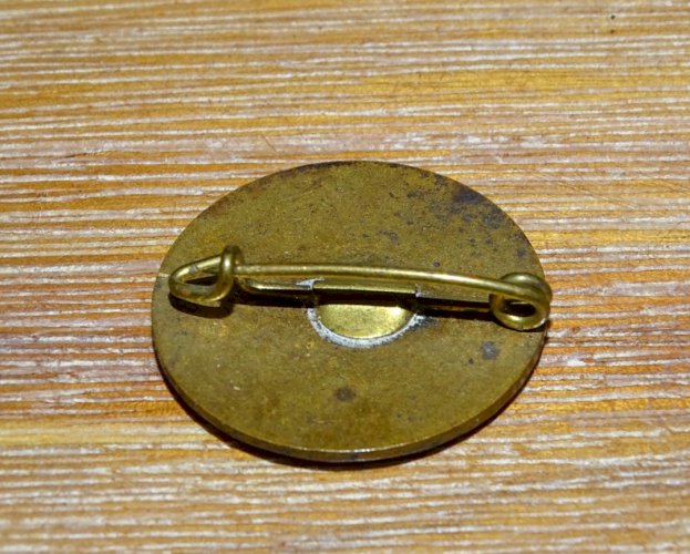 -BELLE EPINGLETTE EMAILLEE CROIX DE LORRAINE LIBERATION COLLECTION VITRINE     D