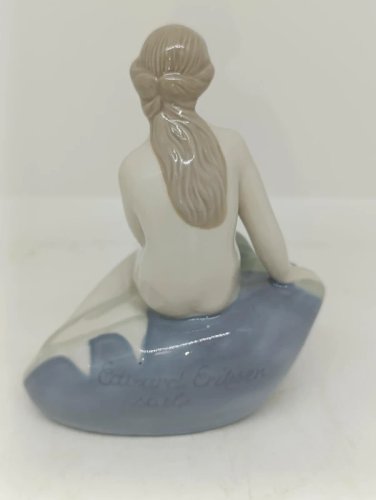 belle figurine en porcelaine la petite sirene par edvard eriksen en bon etat