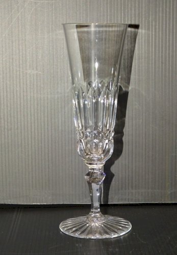 -BELLE FLUTE A CHAMPAGNE EN CRISTAL de BACCARAT modèle PICADILLY COLLECTION    D