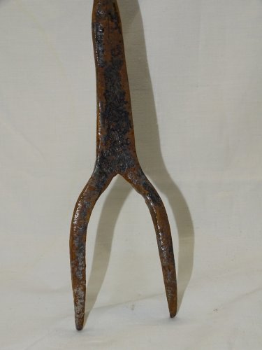 -BELLE FOURCHETTE DE CHEMINEE FER Forgé XVIII/XIXe COLLECTION DECO    D