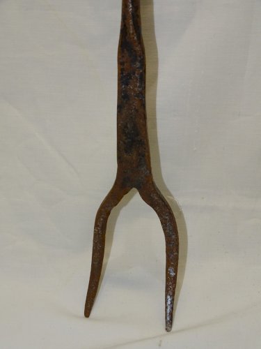 -BELLE FOURCHETTE DE CHEMINEE FER Forgé XVIII/XIXe COLLECTION DECO    D