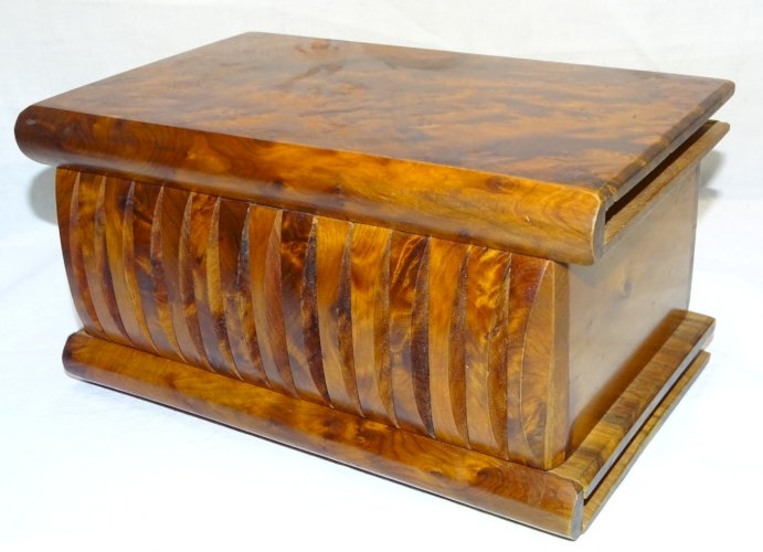 -BELLE GRANDE BOITE FAUX LIVRE A SYSTEME COFFRET A SECRET pour BIJOUX ou AUTRE D