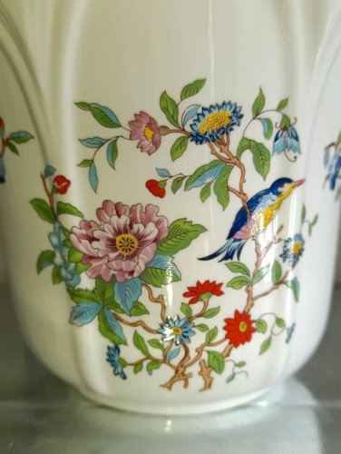 belle jardiniere cache pot signée Aynsley Pembroke en bon etat