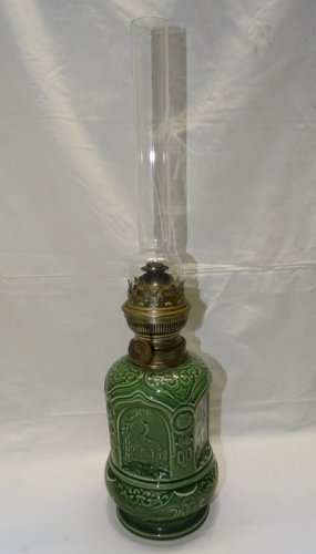 -BELLE LAMPE A PETROLE PIED PORCELAINE DE COULEUR VERTE VERRE ANCIEN CRISTAL  D