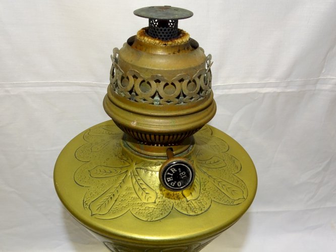 -BELLE LAMPE A PETROLE SIGNEE G LELEU ART NOUVEAU LAITON ET BRONZE