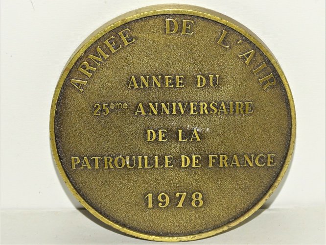 -BELLE MEDAILLE BRONZE PATROUILLE DE FRANCE 25e ANNIVERSAIRE 1953/1978 vitrine