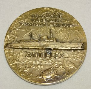 -BELLE MEDAILLE COMPAGNIE GENERALE TRANSATLANTIQUE "ANTILLES " en BRONZE    D