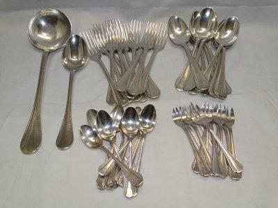 -BELLE MENAGERE ERCUIS MODELE LE NIL COBRA 50 PIECES DECO TABLE COLLECTION   D