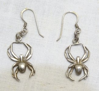 BEAUTIFUL PAIR of SILVER 925 SPIDER EARRINGS ANTIQUE JEWEL D