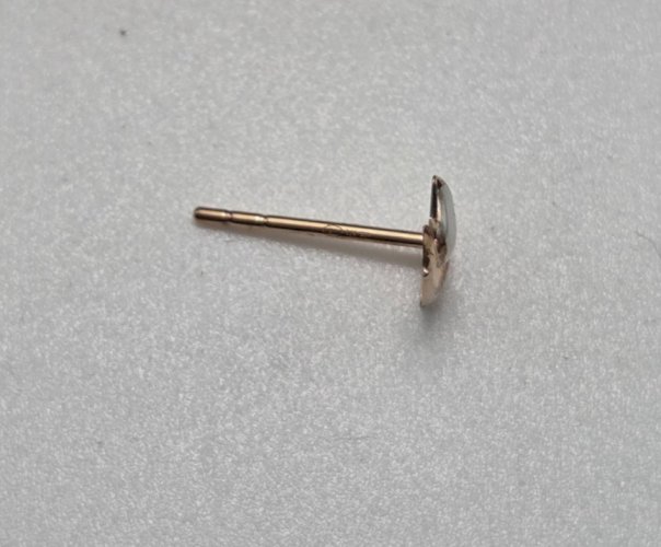Belle paire de boucles doreilles enfant, dauphin, en or 8k ^