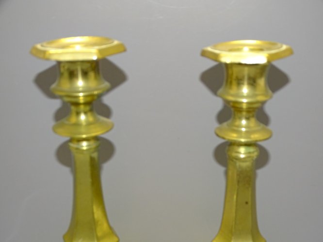 -BELLE PAIRE de BOUGEOIRS en BRONZE XIXe COLLECTION DECO TABLE BOUGIE   D