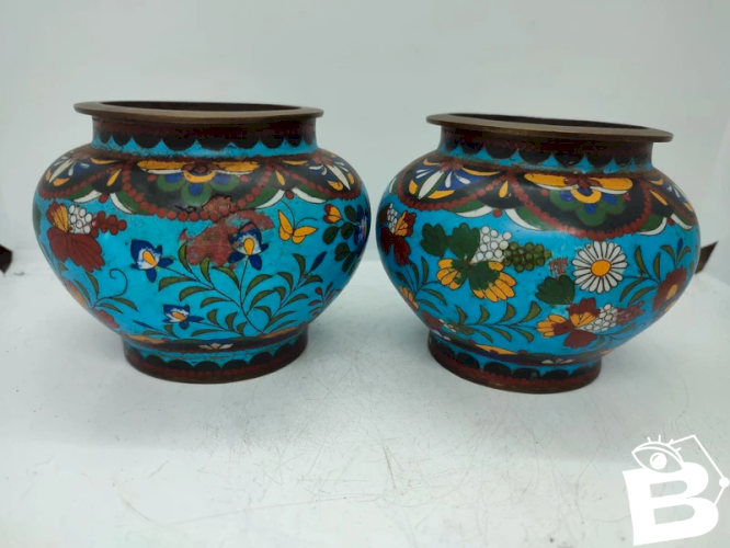 belle paire de petit vases cloissonné asiatique ancien  en bon etat