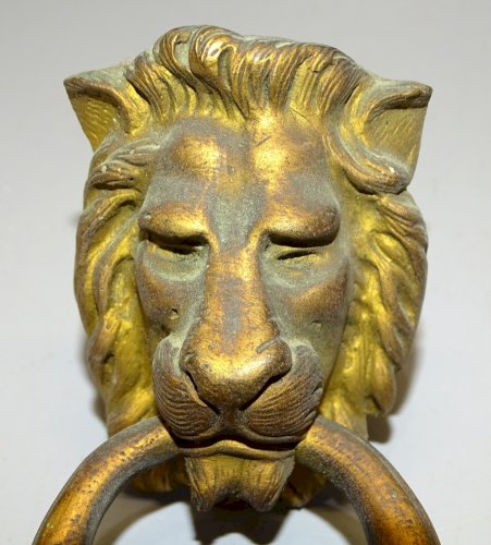 -BELLE PAIRE DE POIGNEES TETES DE LION BRONZE doré JUS DE GRENIER à nettoyer   D