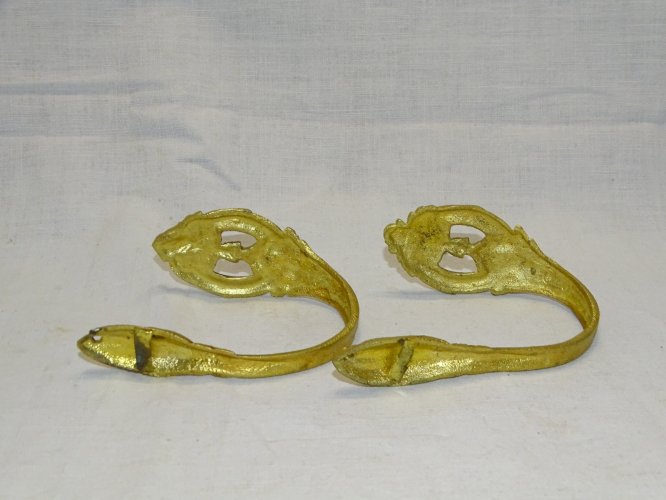 -BELLE PAIRE D'EMBRASSES  BRONZE  décor de VOLUTES  POUR RIDEAUX DECO   D