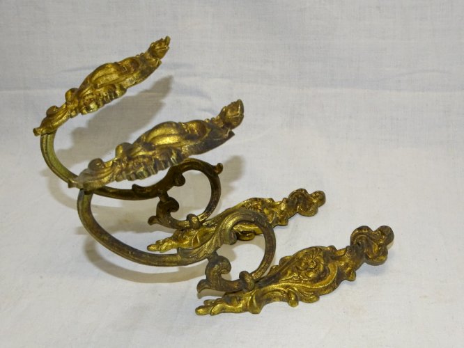 -BELLE PAIRE D'EMBRASSES  BRONZE  décor style ROCAILLE  POUR RIDEAUX DECO   D