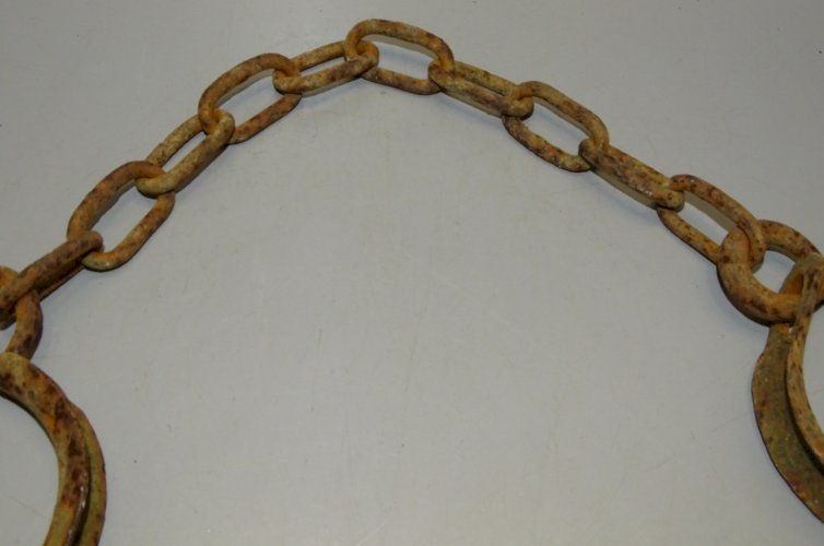 -BELLE PAIRE D'ENTRAVES FER FORGE XIXe sorties de grenier jus de trouvailles  D