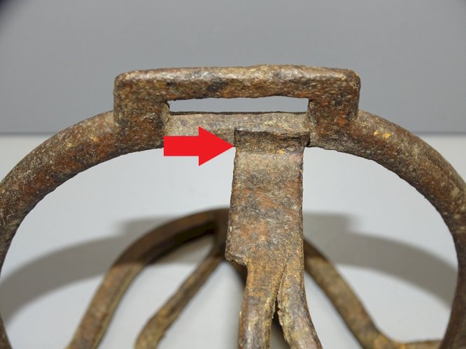 -BELLE PAIRE D'ETRIERS DE PANIER de CAVALERIE FER FORGE XVIIIe COLLECTION déco D