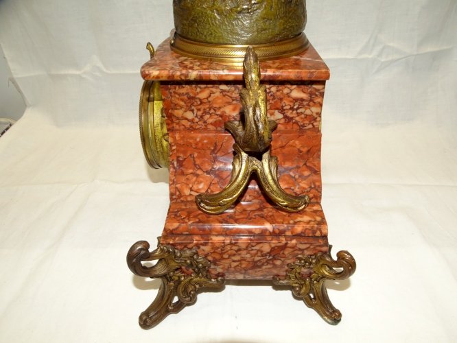 -BELLE PENDULE 1900 SUJET REGULE REINE DES EAUX PAR RUFFONY Fonctionne