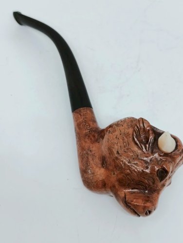 belle pipe en bois sculptée tête de taureau bruyère garantie st claude en bon etat