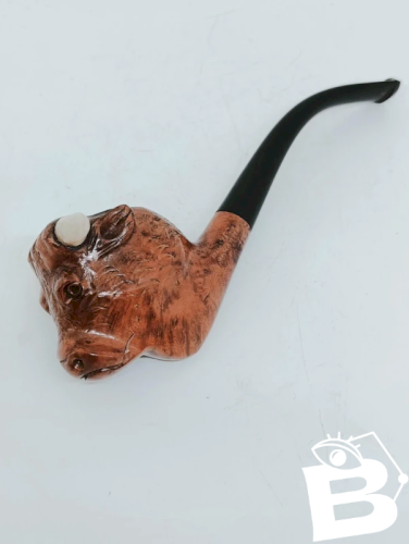 belle pipe en bois sculptée tête de taureau bruyère garantie st claude en bon etat